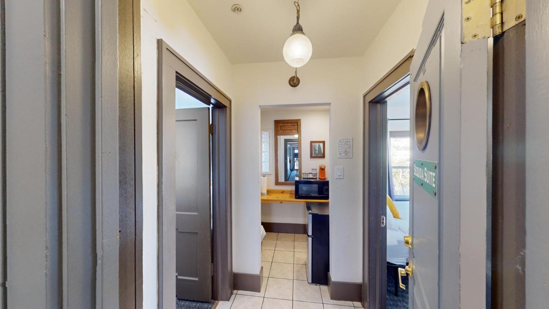 Riverwalk Inn Chelan Εξωτερικό φωτογραφία